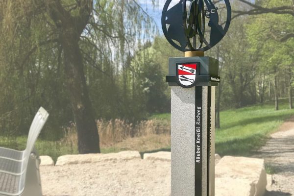 Kunststele_IMG_1189_Pfaff